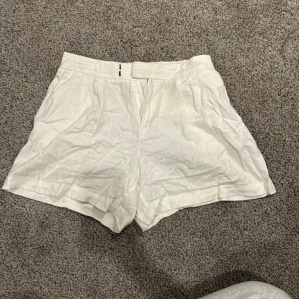 A New Day Women's Cream Shorts